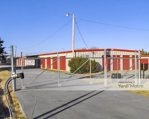 Source URL: https://cdnsc.rentcafe.com/dmslivecafe/3/1078354/1078354-1-5.jpg?width=-1&height=385&quality=80