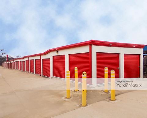 Source URL: https://cdnsc.rentcafe.com/dmslivecafe/3/1078356/1078356-1-6.jpg?width=-1&height=385&quality=80