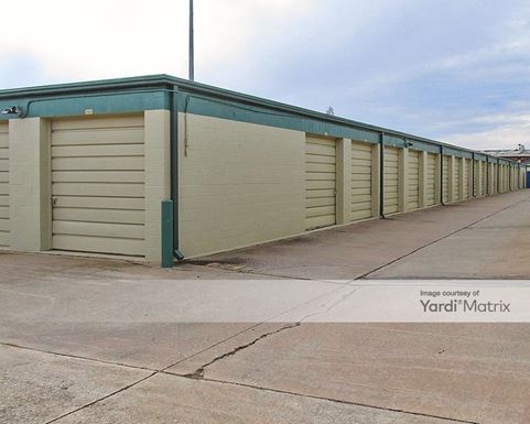 Source URL: https://cdnsc.rentcafe.com/dmslivecafe/3/1078358/1078358-1-2.jpg?width=-1&height=385&quality=80