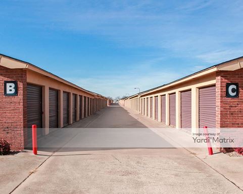 Source URL: https://cdnsc.rentcafe.com/dmslivecafe/3/1078364/1078364-1-3.jpg?width=-1&height=385&quality=80