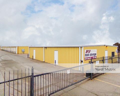 Source URL: https://cdnsc.rentcafe.com/dmslivecafe/3/1078367/1078367-1-5.jpg?width=-1&height=385&quality=80