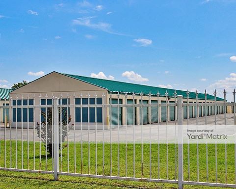 Source URL: https://cdnsc.rentcafe.com/dmslivecafe/3/1078376/1078376-1-3.jpg?width=-1&height=385&quality=80