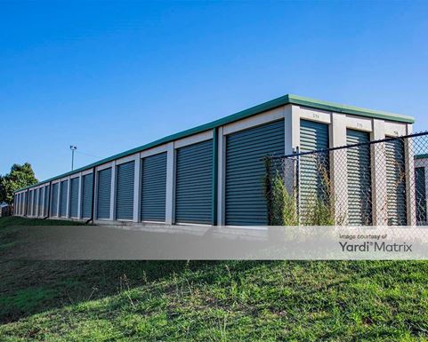 Source URL: https://cdnsc.rentcafe.com/dmslivecafe/3/1078386/1078386-1-3.jpg?width=-1&height=385&quality=80