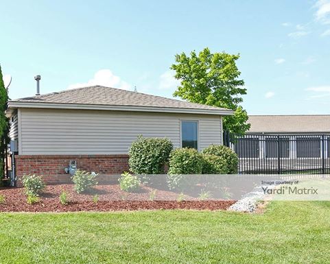 Source URL: https://cdnsc.rentcafe.com/dmslivecafe/3/1078409/1078409-1-5.jpg?width=-1&height=385&quality=80