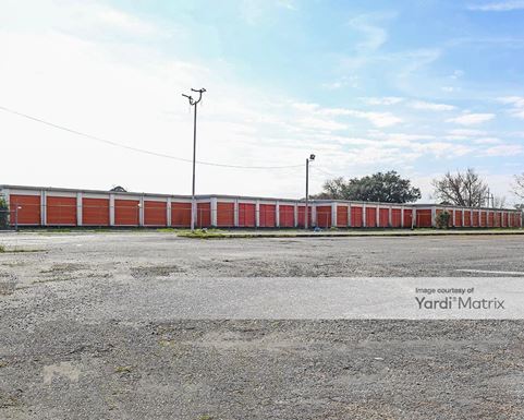 Source URL: https://cdnsc.rentcafe.com/dmslivecafe/3/1078415/1078415-1-3.jpg?width=-1&height=385&quality=80