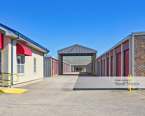 Source URL: https://cdnsc.rentcafe.com/dmslivecafe/3/1078438/1078438-1-3.jpg?width=-1&height=385&quality=80