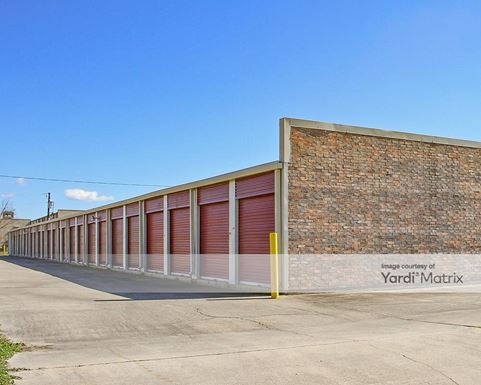 Source URL: https://cdnsc.rentcafe.com/dmslivecafe/3/1078438/1078438-1-4.jpg?width=-1&height=385&quality=80