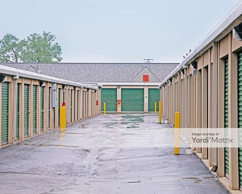 Source URL: https://cdnsc.rentcafe.com/dmslivecafe/3/1078440/1078440-1-4.jpg?width=-1&height=385&quality=80