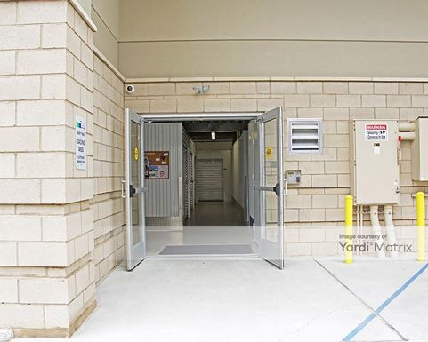 Source URL: https://cdnsc.rentcafe.com/dmslivecafe/3/1078444/1078444-1-3.jpg?width=-1&height=385&quality=80