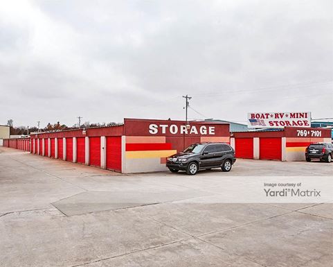 Source URL: https://cdnsc.rentcafe.com/dmslivecafe/3/1078475/1078475-1-5.jpg?width=-1&height=385&quality=80