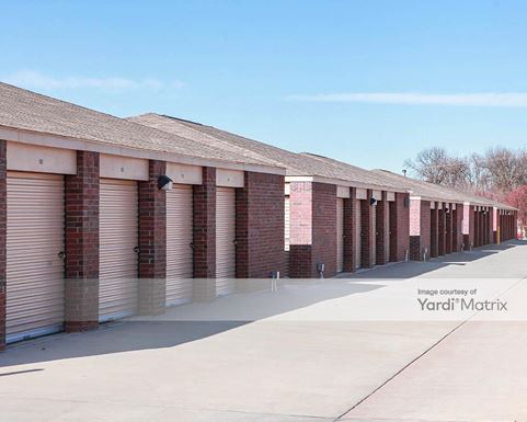 Source URL: https://cdnsc.rentcafe.com/dmslivecafe/3/1078482/1078482-1-4.jpg?width=-1&height=385&quality=80