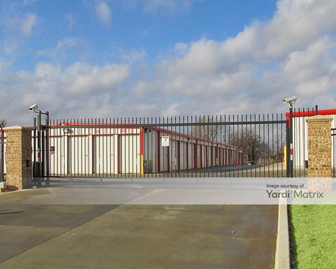 Source URL: https://cdnsc.rentcafe.com/dmslivecafe/3/1078487/1078487-1-4.jpg?width=-1&height=385&quality=80