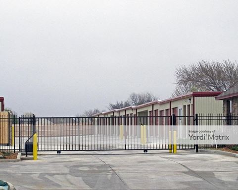 Source URL: https://cdnsc.rentcafe.com/dmslivecafe/3/1078490/1078490-1-6.jpg?width=-1&height=385&quality=80