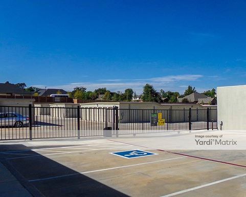 Source URL: https://cdnsc.rentcafe.com/dmslivecafe/3/1078492/1078492-1-3.jpg?width=-1&height=385&quality=80