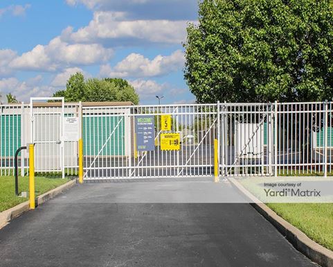 Source URL: https://cdnsc.rentcafe.com/dmslivecafe/3/1078510/1078510-1-4.jpg?width=-1&height=385&quality=80