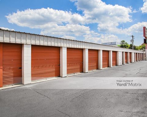 Source URL: https://cdnsc.rentcafe.com/dmslivecafe/3/1078517/1078517-1-2.jpg?width=-1&height=385&quality=80