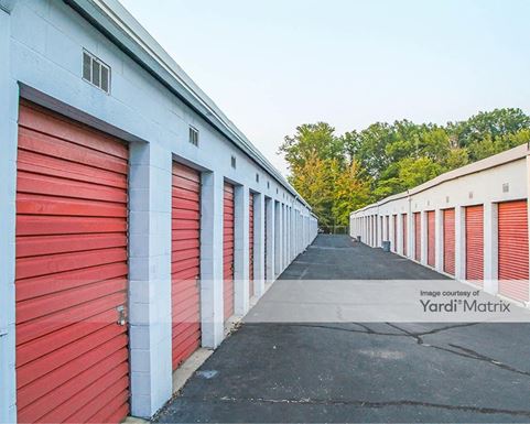 Source URL: https://cdnsc.rentcafe.com/dmslivecafe/3/1078521/1078521-1-8.jpg?width=-1&height=385&quality=80