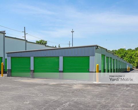 Source URL: https://cdnsc.rentcafe.com/dmslivecafe/3/1078526/1078526-1-5.jpg?width=-1&height=385&quality=80