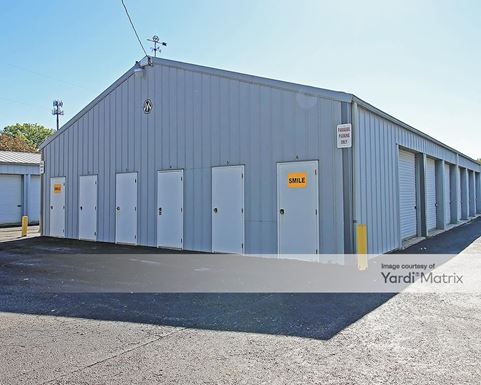 Source URL: https://cdnsc.rentcafe.com/dmslivecafe/3/1078555/1078555-1-2.jpg?width=-1&height=385&quality=80