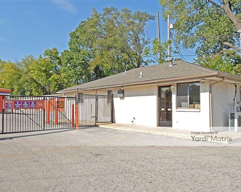 Source URL: https://cdnsc.rentcafe.com/dmslivecafe/3/1078560/1078560-1-2.jpg?width=-1&height=385&quality=80