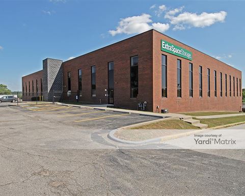 Source URL: https://cdnsc.rentcafe.com/dmslivecafe/3/1078564/1078564-1-3.jpg?width=-1&height=385&quality=80