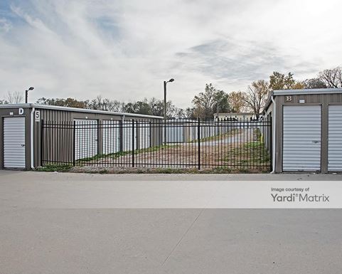 Source URL: https://cdnsc.rentcafe.com/dmslivecafe/3/1078566/1078566-1-4.jpg?width=-1&height=385&quality=80