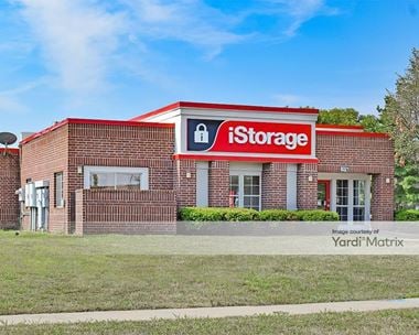 Storage Units for Rent available at 8321 West 125th Street, Overland Park, KS 66213
