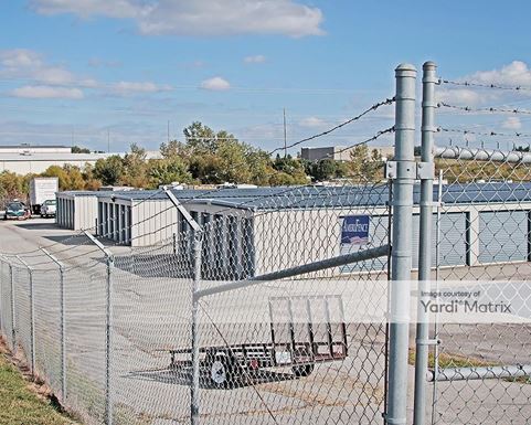 Source URL: https://cdnsc.rentcafe.com/dmslivecafe/3/1078572/1078572-1-5.jpg?width=-1&height=385&quality=80