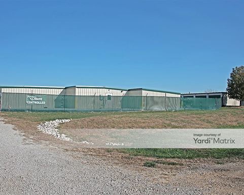 Source URL: https://cdnsc.rentcafe.com/dmslivecafe/3/1078592/1078592-1-5.jpg?width=-1&height=385&quality=80