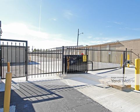 Source URL: https://cdnsc.rentcafe.com/dmslivecafe/3/1078596/1078596-1-2.jpg?width=-1&height=385&quality=80