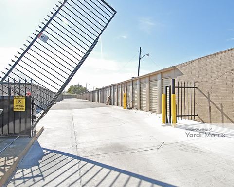 Source URL: https://cdnsc.rentcafe.com/dmslivecafe/3/1078596/1078596-1-3.jpg?width=-1&height=385&quality=80