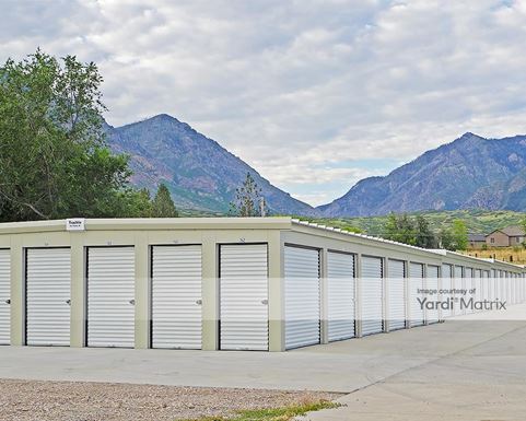 Source URL: https://cdnsc.rentcafe.com/dmslivecafe/3/1078614/1078614-1-2.jpg?width=-1&height=385&quality=80