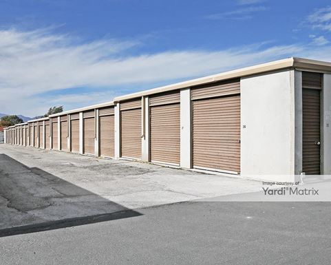 Source URL: https://cdnsc.rentcafe.com/dmslivecafe/3/1078639/1078639-1-4.jpg?width=-1&height=385&quality=80