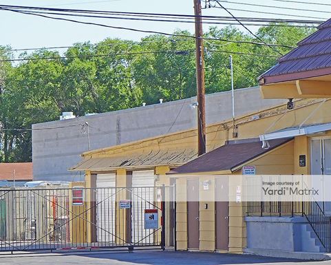 Source URL: https://cdnsc.rentcafe.com/dmslivecafe/3/1078648/1078648-1-5.jpg?width=-1&height=385&quality=80