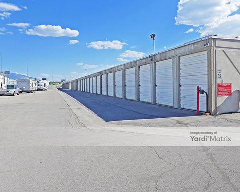 Source URL: https://cdnsc.rentcafe.com/dmslivecafe/3/1078676/1078676-1-4.jpg?width=-1&height=385&quality=80