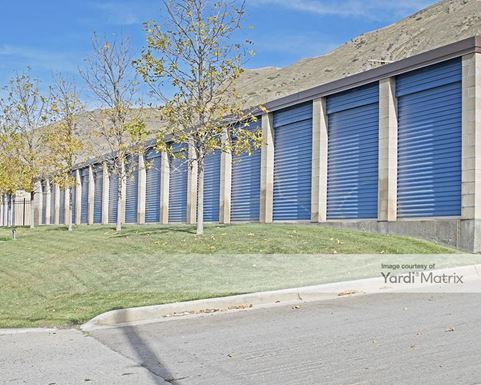 Source URL: https://cdnsc.rentcafe.com/dmslivecafe/3/1078681/1078681-1-3.jpg?width=-1&height=385&quality=80