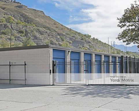 Source URL: https://cdnsc.rentcafe.com/dmslivecafe/3/1078681/1078681-1-4.jpg?width=-1&height=385&quality=80