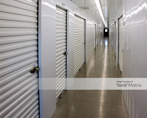 Source URL: https://cdnsc.rentcafe.com/dmslivecafe/3/1078690/1078690-1-3.jpg?width=-1&height=385&quality=80