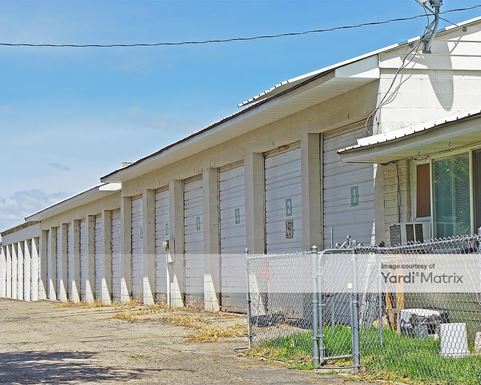 Source URL: https://cdnsc.rentcafe.com/dmslivecafe/3/1078695/1078695-1-4.jpg?width=-1&height=385&quality=80