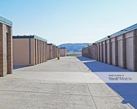 Source URL: https://cdnsc.rentcafe.com/dmslivecafe/3/1078699/1078699-1-5.jpg?width=-1&height=385&quality=80