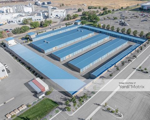 Source URL: https://cdnsc.rentcafe.com/dmslivecafe/3/1078710/1078710-1-5.jpg?width=-1&height=385&quality=80