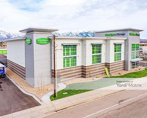 Source URL: https://cdnsc.rentcafe.com/dmslivecafe/3/1078716/1078716-1-5.jpg?width=-1&height=385&quality=80