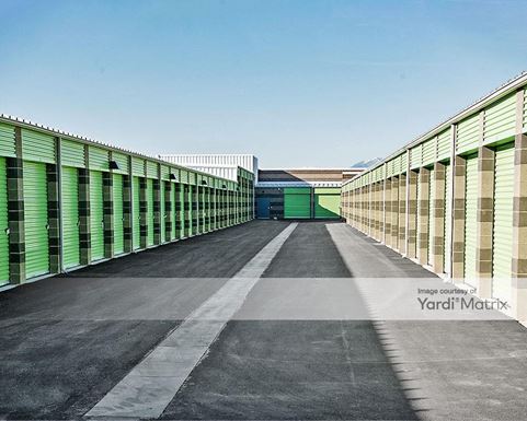 Source URL: https://cdnsc.rentcafe.com/dmslivecafe/3/1078718/1078718-1-3.jpg?width=-1&height=385&quality=80