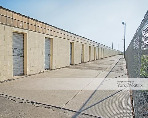 Source URL: https://cdnsc.rentcafe.com/dmslivecafe/3/1078729/1078729-1-2.jpg?width=-1&height=385&quality=80