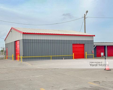 Source URL: https://cdnsc.rentcafe.com/dmslivecafe/3/1078734/1078734-1-5.jpg?width=-1&height=385&quality=80