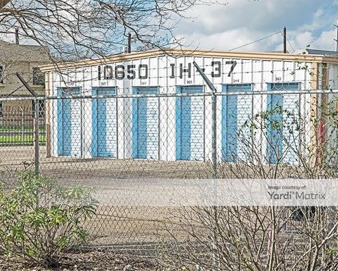 Source URL: https://cdnsc.rentcafe.com/dmslivecafe/3/1078739/1078739-1-3.jpg?width=-1&height=385&quality=80