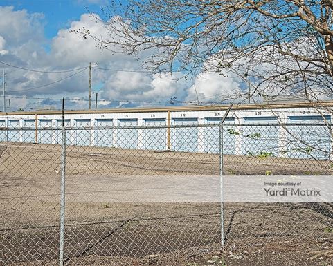 Source URL: https://cdnsc.rentcafe.com/dmslivecafe/3/1078739/1078739-1-5.jpg?width=-1&height=385&quality=80