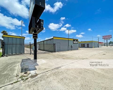 Source URL: https://cdnsc.rentcafe.com/dmslivecafe/3/1078741/1078741-1-3.jpg?width=-1&height=385&quality=80