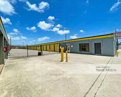 Source URL: https://cdnsc.rentcafe.com/dmslivecafe/3/1078741/1078741-1-4.jpg?width=-1&height=385&quality=80