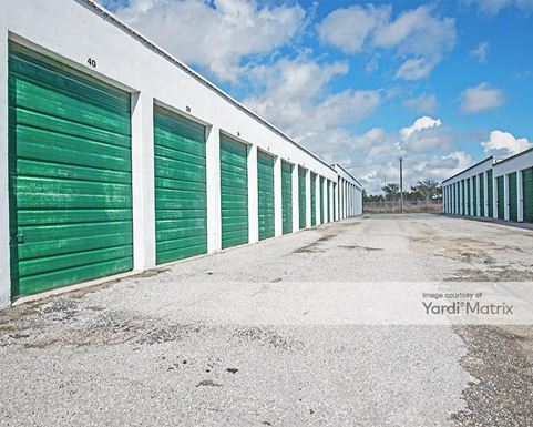 Source URL: https://cdnsc.rentcafe.com/dmslivecafe/3/1078743/1078743-1-5.jpg?width=-1&height=385&quality=80